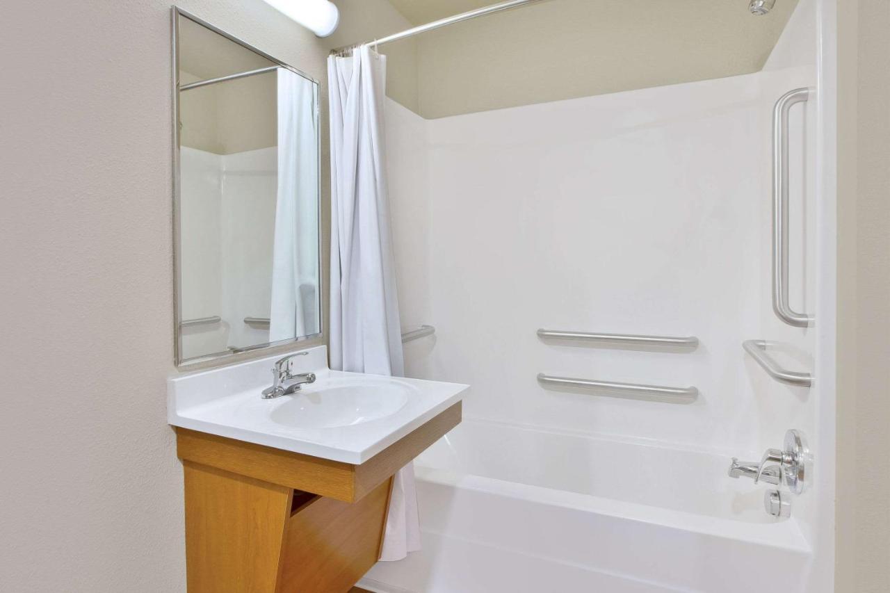 Woodspring Suites Clarksville Ft. Campbell Екстер'єр фото